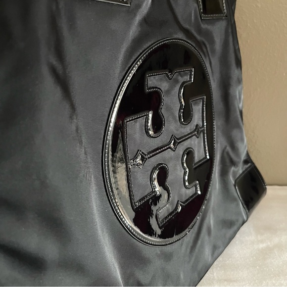 Tory Burch Ella Patent Nylon Tote Large In Black - Picture 14 of 17